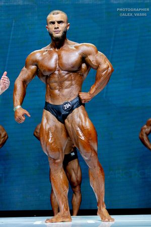 CLASSIC PHYSIQUE 178